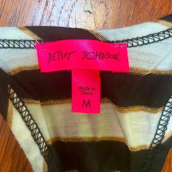 Women’s Betsy Johnson Sleep Set - Picture 2 of 4